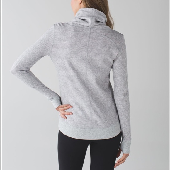 Lululemon reversible cowl neck cinched pullover - Picture 3 of 16